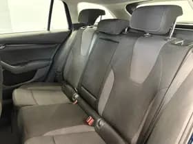 Škoda Octavia Combi 1.0 e-TSI Business Edition thumbnail 22