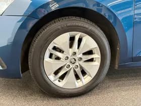 Škoda Octavia Combi 1.0 e-TSI Business Edition thumbnail 24