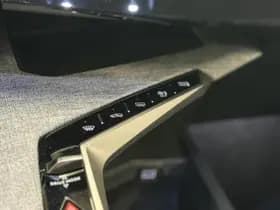 Peugeot 5008 1.2 Hybrid 136pk Allure Automaat thumbnail 32