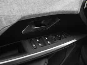 Peugeot 5008 1.2 Hybrid 136pk Allure Automaat thumbnail 21