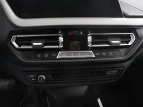 BMW 1-serie 118i Automaat High Executive thumbnail 20