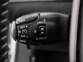 Peugeot 2008 1.2 Hybrid 136 pk Automaat Allure thumbnail 14