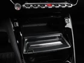 Peugeot 2008 1.2 Hybrid 136 pk Automaat Allure thumbnail 19