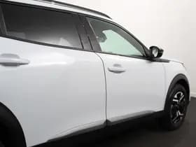 Peugeot 2008 1.2 Hybrid 136 pk Automaat Allure thumbnail 29