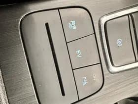 Ford Kuga 2.5 PHEV ST-Line Automaat thumbnail 14