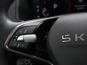 Škoda Karoq 1.5 TSI 150pk DSG ACT Selection thumbnail 16