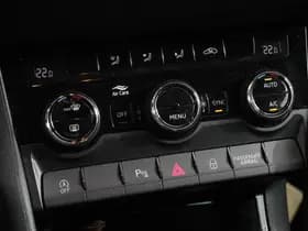 Škoda Karoq 1.5 TSI 150pk DSG ACT Selection thumbnail 22