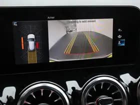 Mercedes-Benz GLA 200 Progressive thumbnail 2