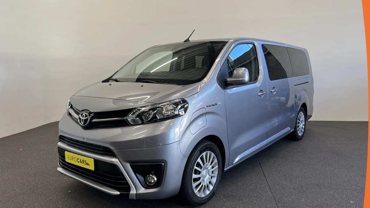 Toyota PROACE Electric Verso L2 Automaat 75 kWh 9 pers. — foto 1