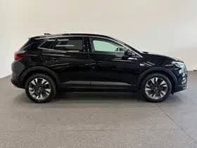 Opel Grandland X 1.2 Turbo Business Executive thumbnail 6