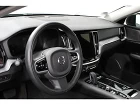 Volvo V60 2.0 T6 Recharge AWD R-Design thumbnail 2