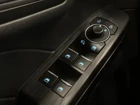 Ford Kuga 2.5 PHEV ST-Line thumbnail 26