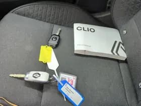 Renault Clio 1.0 TCe 90 Equilibre thumbnail 7