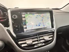 Peugeot 2008 1.2 PureTech Allure Aut. thumbnail 11