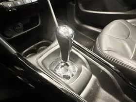 Peugeot 2008 1.2 PureTech Allure Aut. thumbnail 13