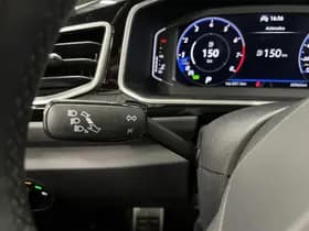 Volkswagen T-Roc thumbnail 13
