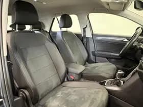 Volkswagen T-Roc 1.5 TSI DSG-7 Aut. Style thumbnail 2