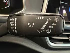 Volkswagen T-Roc 1.5 TSI DSG-7 Aut. Style thumbnail 17