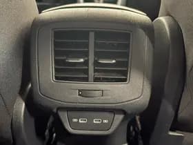 Volkswagen T-Roc 1.5 TSI DSG-7 Aut. Style thumbnail 28