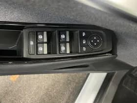 Renault Austral 1.2 E-Tech Full Hybrid 200 Techno Aut. thumbnail 19