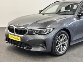 BMW 3-Serie thumbnail 2