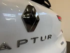 Renault Captur 1.6 E-Tech Plug-in Hybrid 160 R.S. Line thumbnail 12