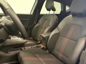 Renault Captur 1.6 E-Tech Plug-in Hybrid 160 R.S. Line thumbnail 15