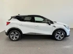 Renault Captur 1.6 E-Tech Plug-in Hybrid 160 R.S. Line thumbnail 4