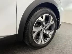 Renault Captur 1.6 E-Tech Plug-in Hybrid 160 R.S. Line thumbnail 9