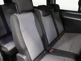 Toyota Proace Shuttle 1.5 D-4D Navigator Long L3H1 thumbnail 36