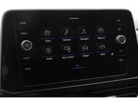 Volkswagen T-Roc 1.5 TSI 150pk DSG R-Line thumbnail 24