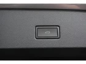 Volkswagen T-Roc 1.5 TSI 150pk DSG R-Line thumbnail 28