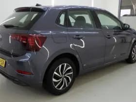 Volkswagen Polo 1.0 TSI Life thumbnail 2