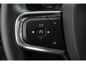 Volvo XC40 1.5 T3 163 pk Automaat Momentum thumbnail 13