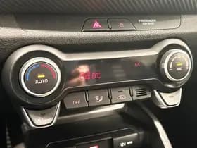 Kia Stonic 1.0 T-GDi MHEV GT-Line thumbnail 9