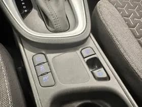 Toyota Yaris Cross 1.5 Hybrid Dynamic thumbnail 18