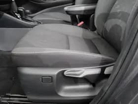 Toyota Yaris thumbnail 11