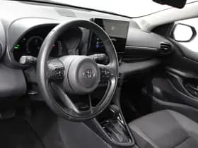 Toyota Yaris thumbnail 9