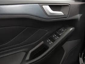 Ford Focus thumbnail 12