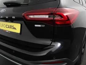 Ford Focus thumbnail 30