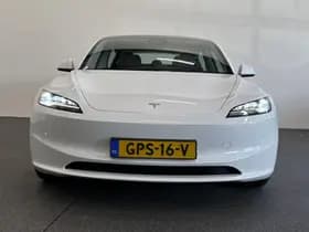 Tesla Model 3 thumbnail 3