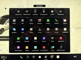 Tesla Model 3 thumbnail 26