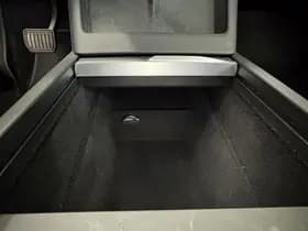 Tesla Model 3 thumbnail 28