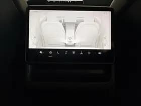 Tesla Model 3 thumbnail 36