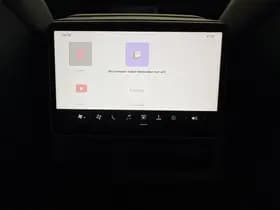 Tesla Model 3 thumbnail 38
