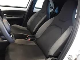 Toyota Aygo X thumbnail 16