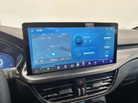 Ford Kuga thumbnail 11