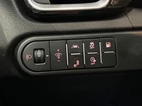 Kia XCeed thumbnail 11