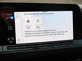 Volkswagen Golf thumbnail 24