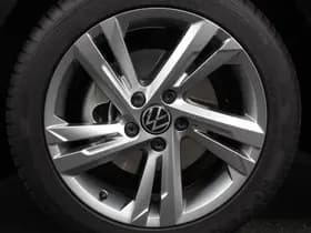 Volkswagen Golf thumbnail 31